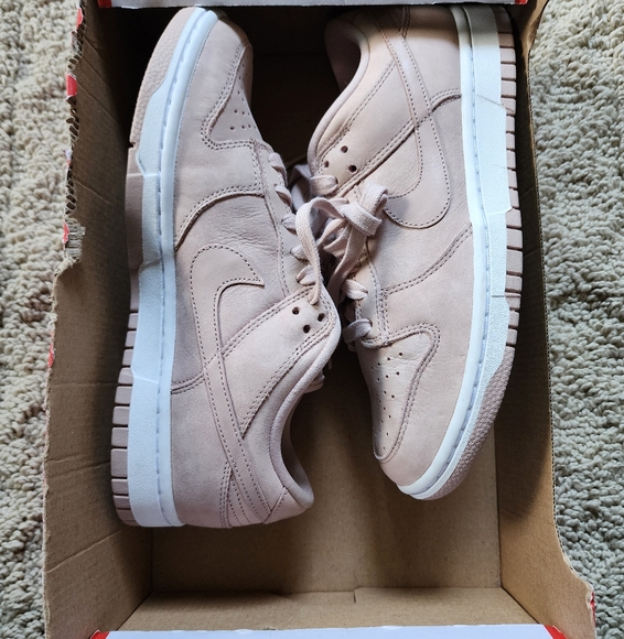 Wmns Nike Dunk Premium Low Soft Pink Brand New Sz 8 - Picture 9 of 10